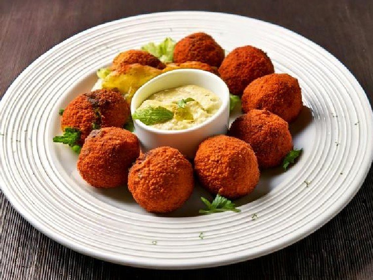 Baked Falafel with Hummus