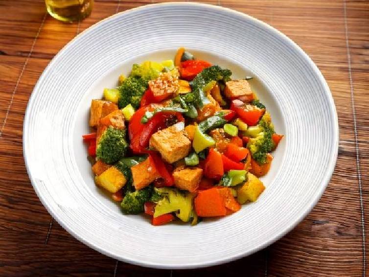 Vegan Stir-Fry with Tofu and Vegetables