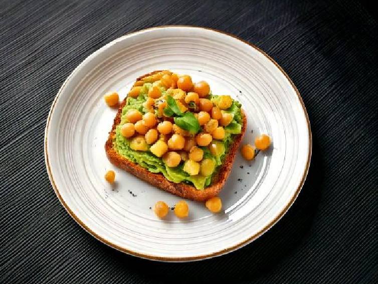 Avocado Toast with Chickpeas