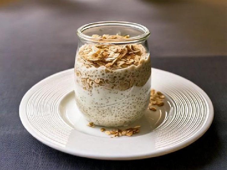 Breakfast: Overnight Oats (5-Minute Prep)