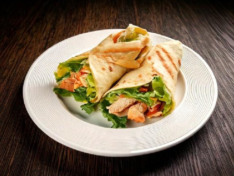 Classic Chicken Caesar Wrap: Quick student wraps