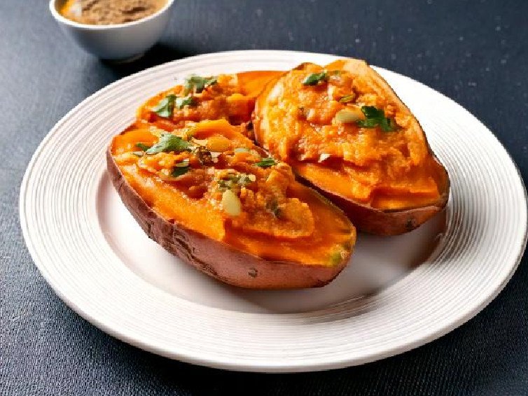 Microwave Sweet Potato with Peanut Butter