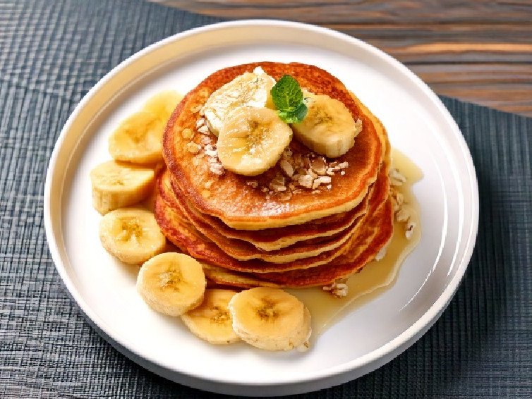 Banana-Oat Protein Pancakes