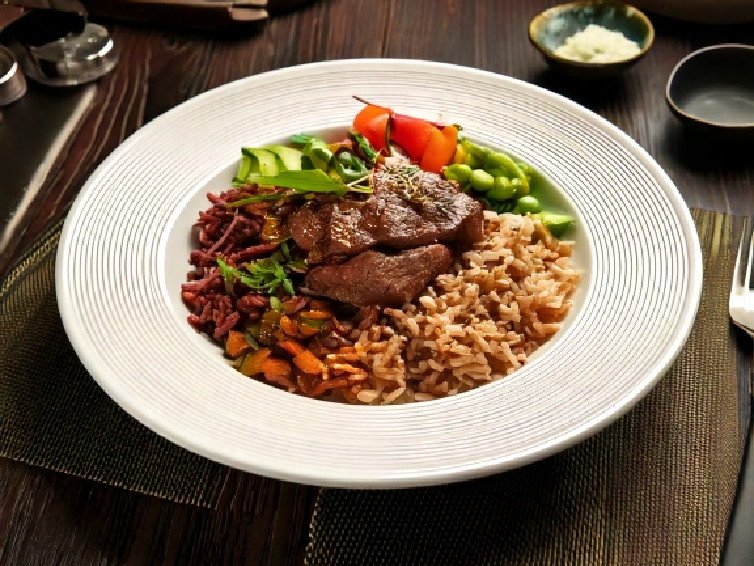 Beef and Brown Rice Power Bowl