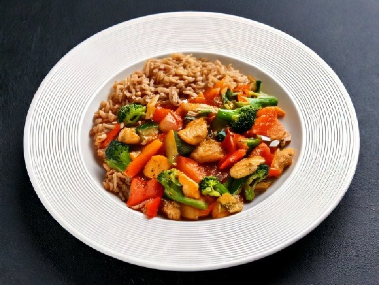 Chicken Stir-Fry with Brown Rice