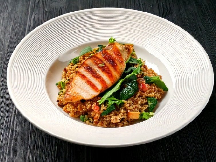 Grilled Chicken Quinoa Bowl
