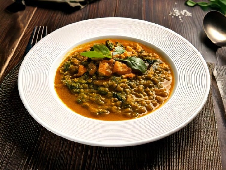 Lentil and Spinach Curry